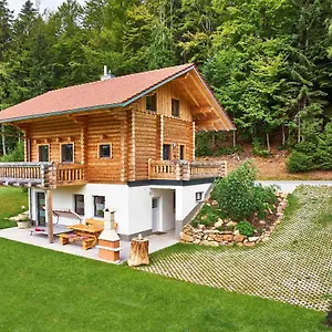  Chalet Blumental